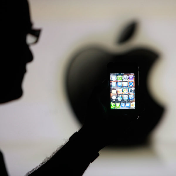 законодательство, свобода слова, большой брат, iPhone 6 и MacBook mini с дисплеем Retina могут появиться уже в следующем году